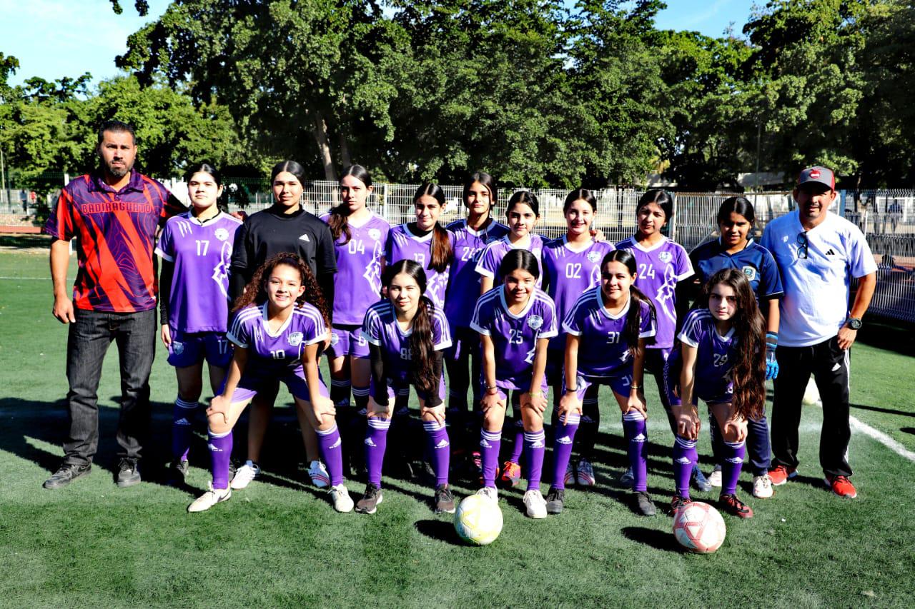 $!Avanza Culiacán sin problemas al Estatal de futbol