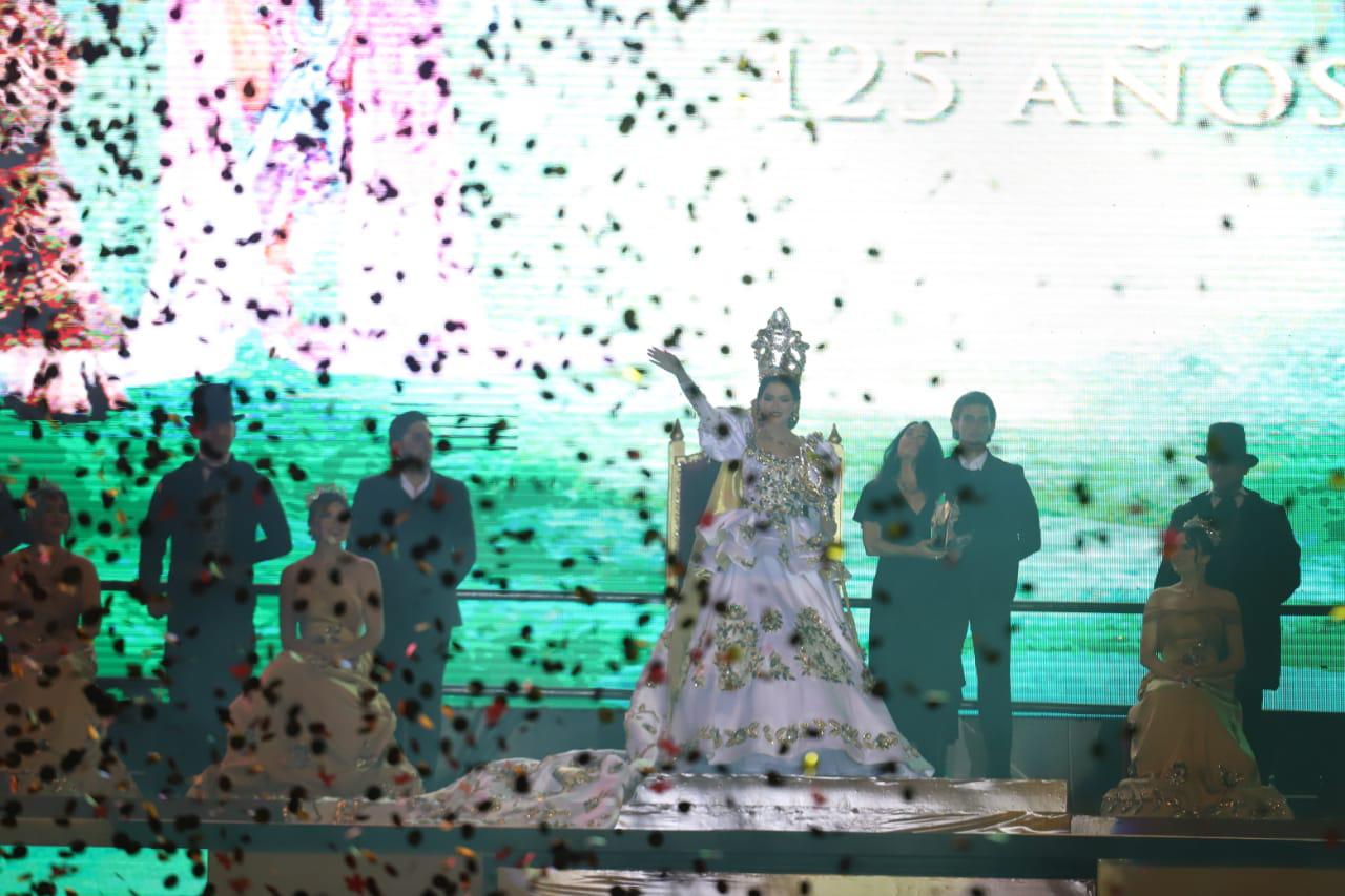 $!Uma I es coronada Reina de los Juegos Florales del Carnaval de Mazatlán