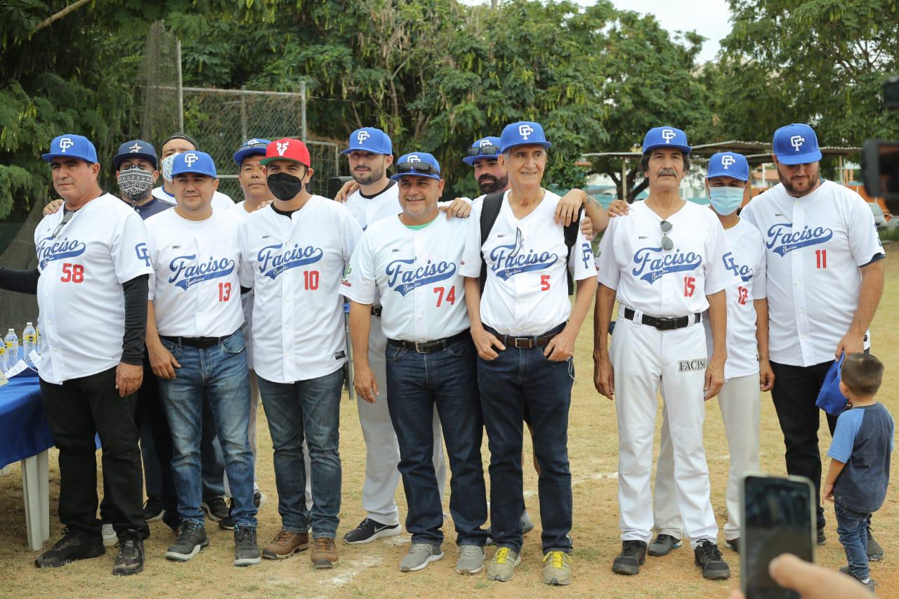 $!Cantan playball en la Liga de Beisbol Intersindical de la UAS