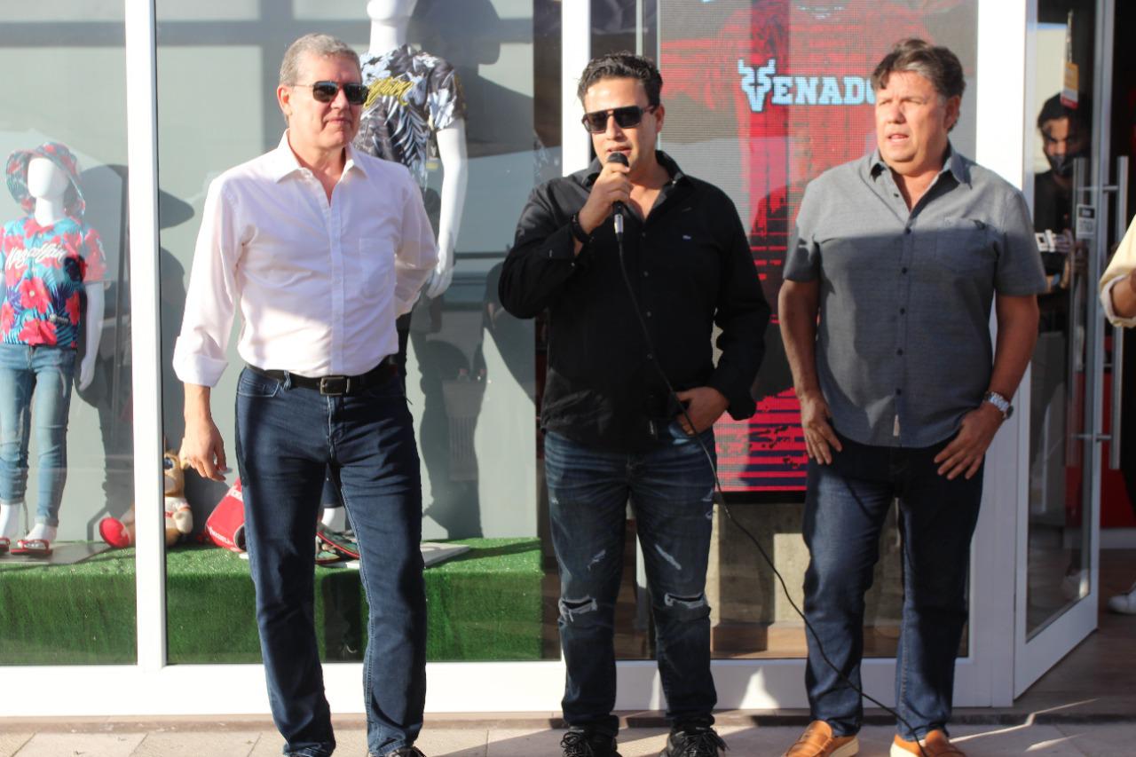 $!Inauguran una nueva tienda Venados-El Siglo