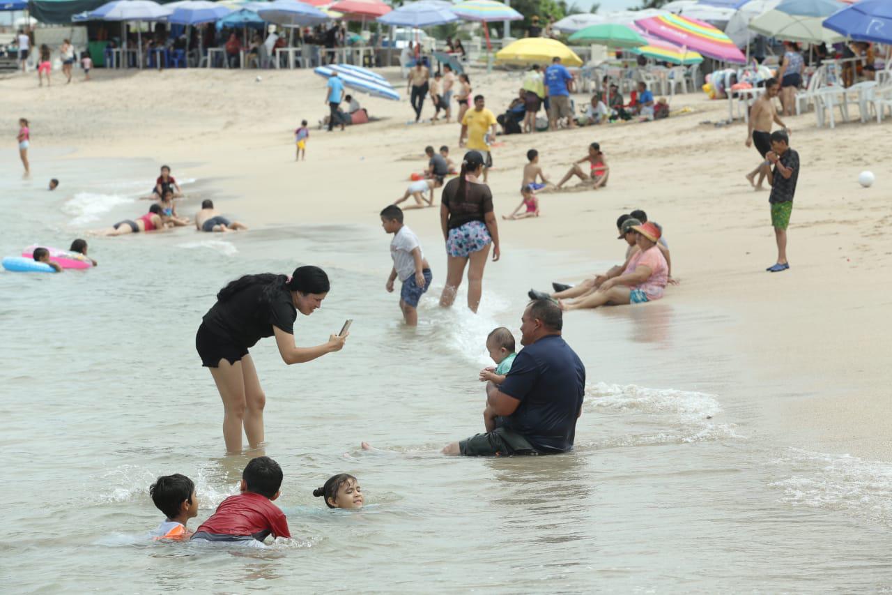 $!Se recupera el turismo en Mazatlán; reportan ocupación hotelera del 80% el fin de semana