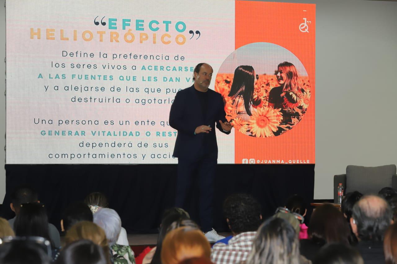 $!La psicología positiva: clave para una vida más saludable y feliz, asegura Juanma Quelle