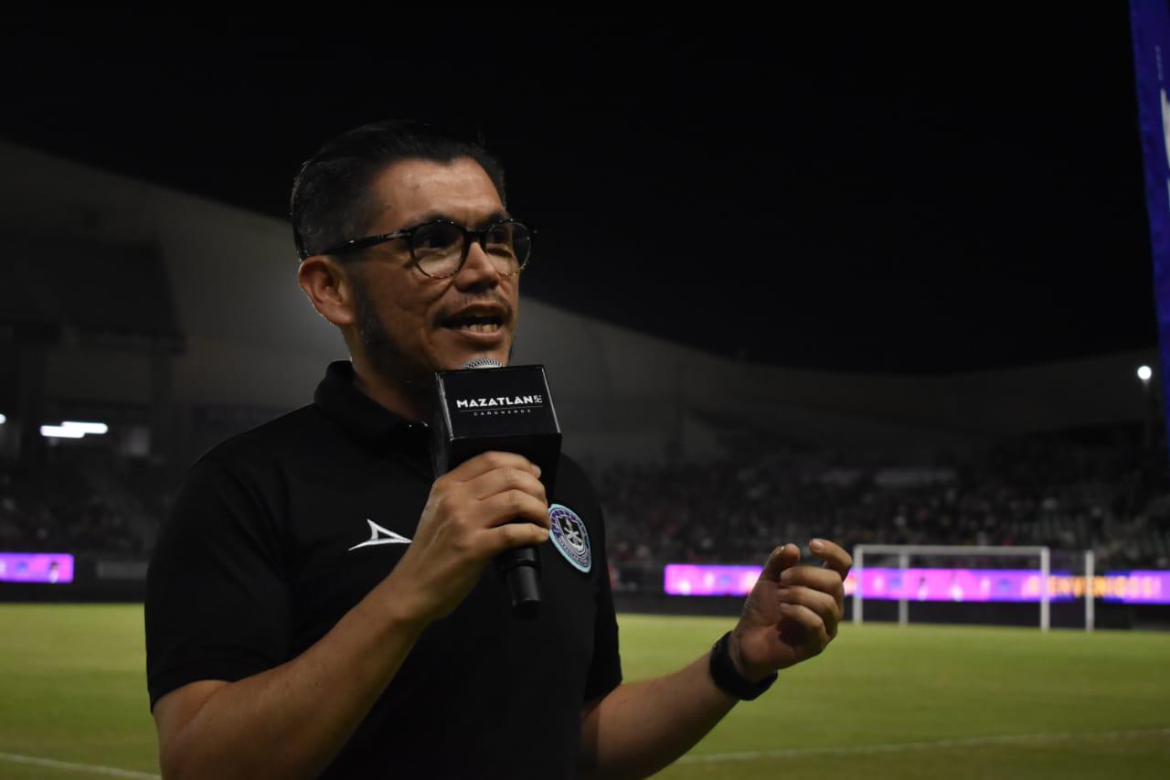 $!‘El Encanto’ brilla con inauguración de la Copa Mazatlán