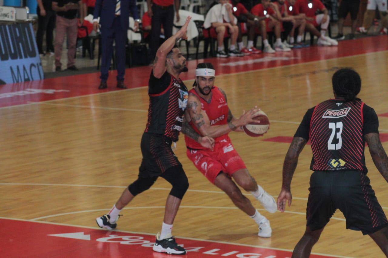 $!Contra la pared se coloca Venados Basketball en playoffs de Cibacopa