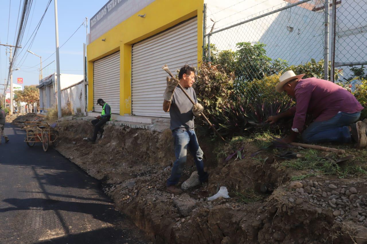 $!Obras inconclusas en nuevo puento agravan el tráfico en el Libramiento Colosio, en Mazatlán