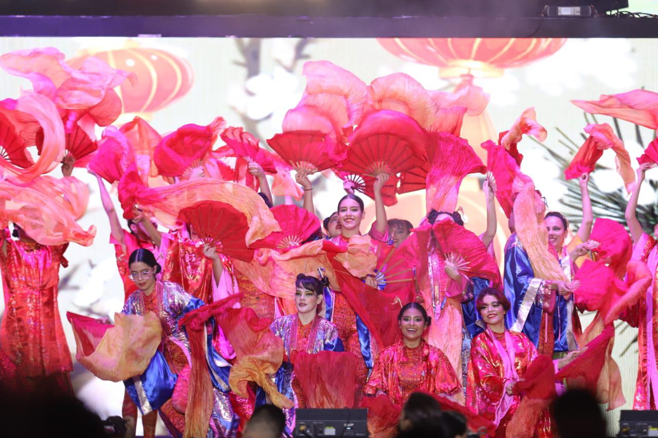 $!Carolina II recibe la corona como Reina del Carnaval de Mazatlán 2022