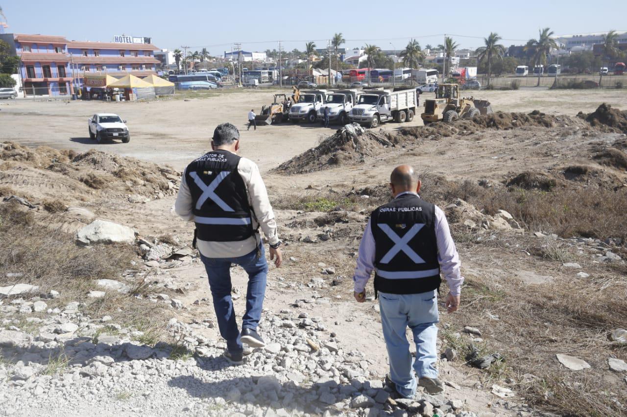 $!En Mazatlán reparan Carpa Olivera y habilitan área para la Plaza de la Banda