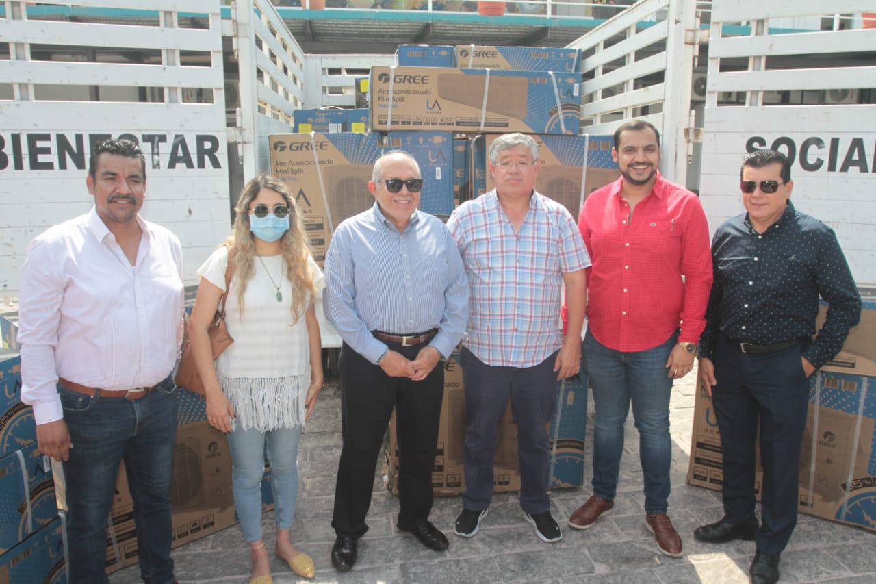 $!En Mazatlán tres escuelas reciben minisplits, una de ellas desde que arrancó, hace 57 años, nunca había tenido aires acondicionados