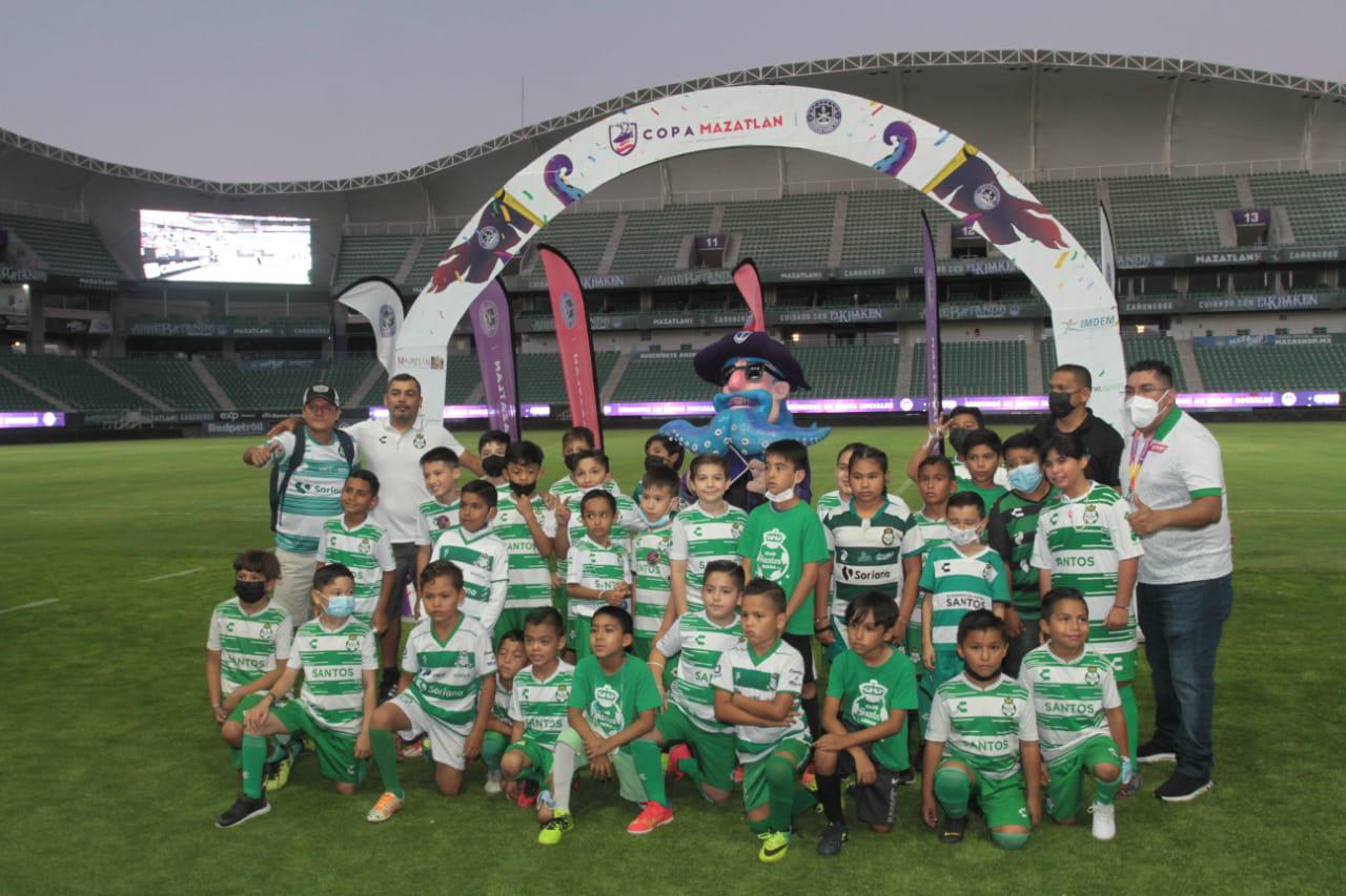 $!Con más de 200 equipos se inaugura Copa Mazatlán de Futbol 7