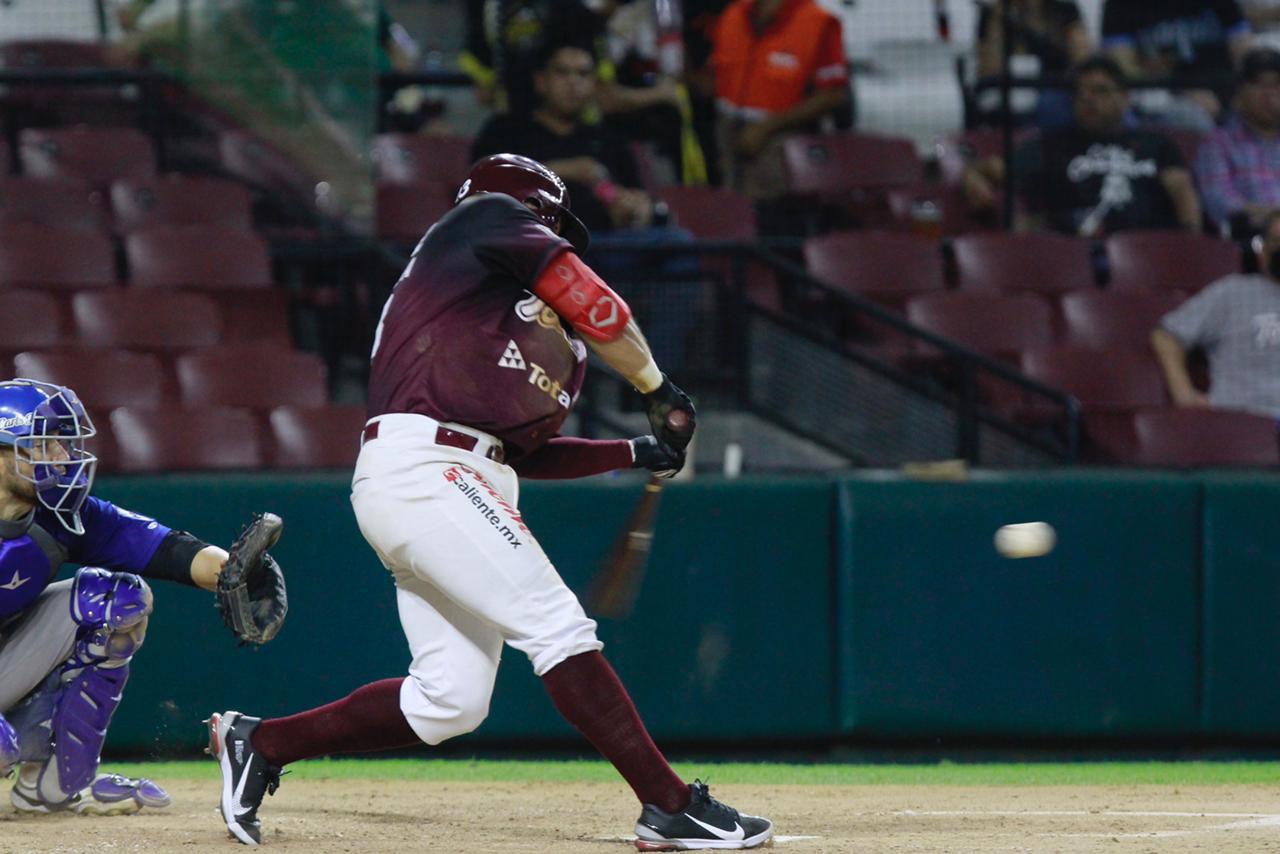 $!Tomateros le quita el invicto a Yaquis y empata la serie en Culiacán