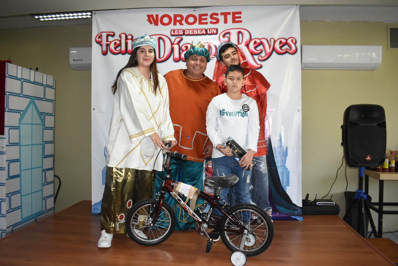 $!Llegan los Reyes Magos de Datemex a Culiacán y transforman la ilusión de los pequeños en alegría