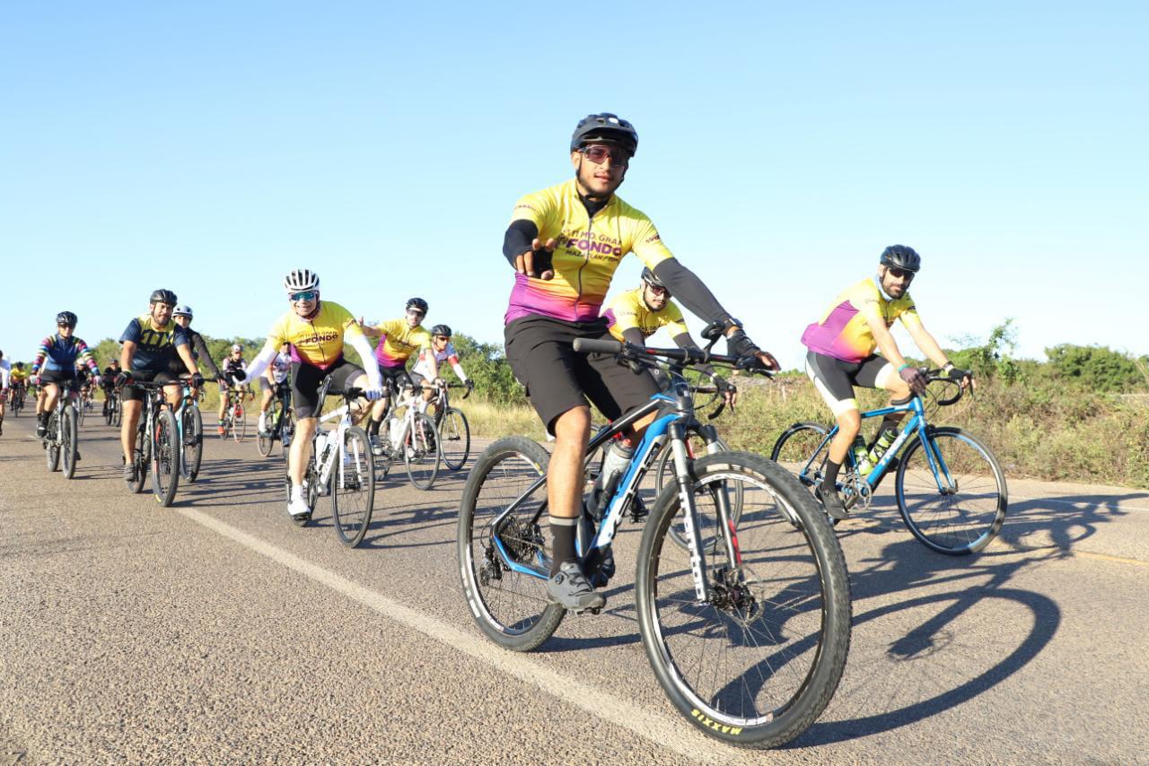 $!Venados Ciclismo se lleva el podio en tradicional carrera Gran Fondo Mazatlán