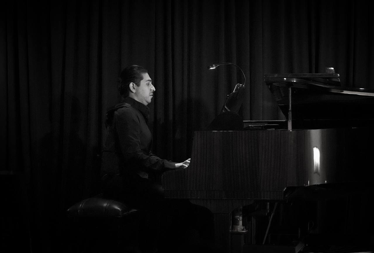 $!Los acompañó el pianista Juan Pablo García.