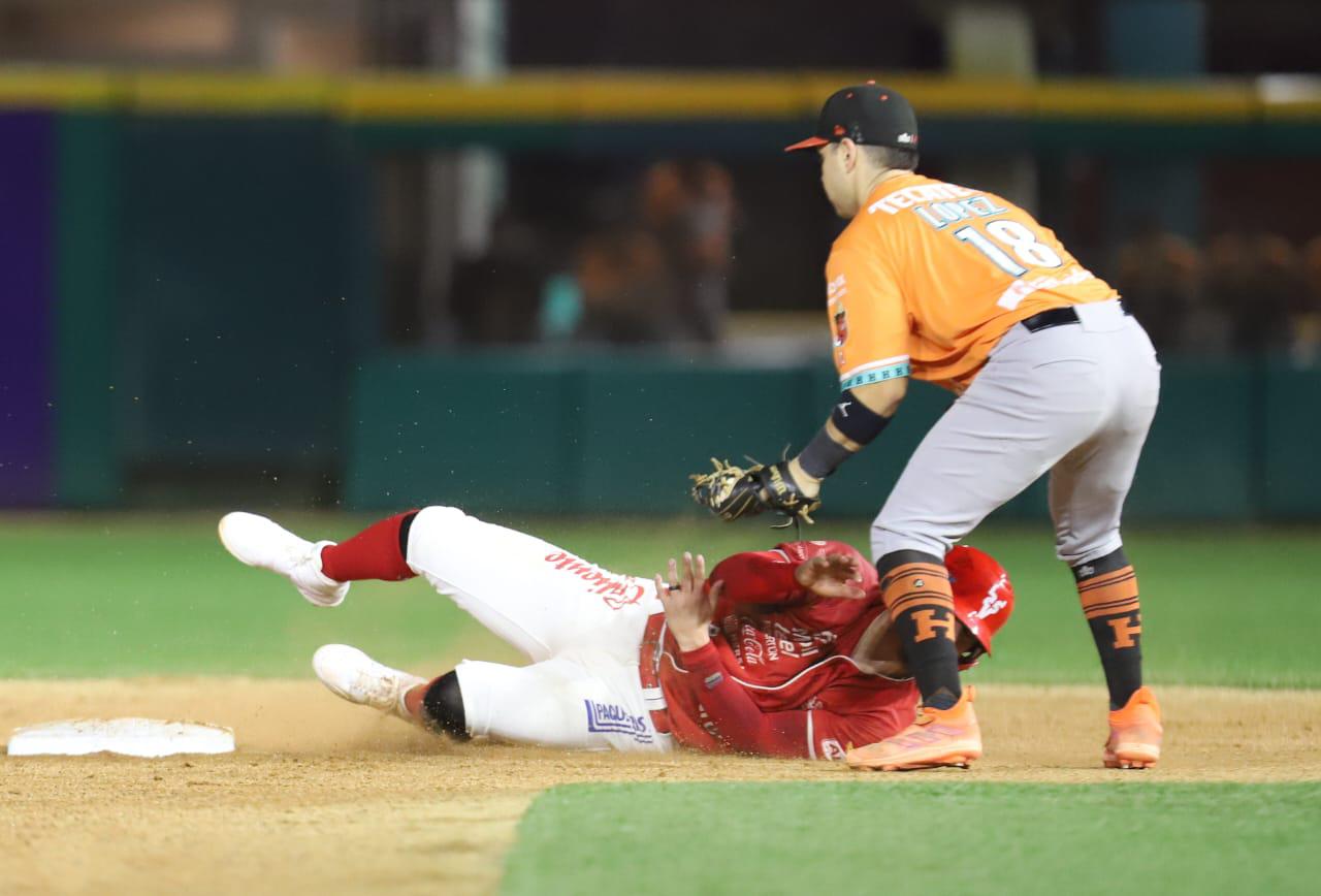 $!Se queda corto Venados y Naranjeros está a uno del título, en duelo que terminó con conato de bronca