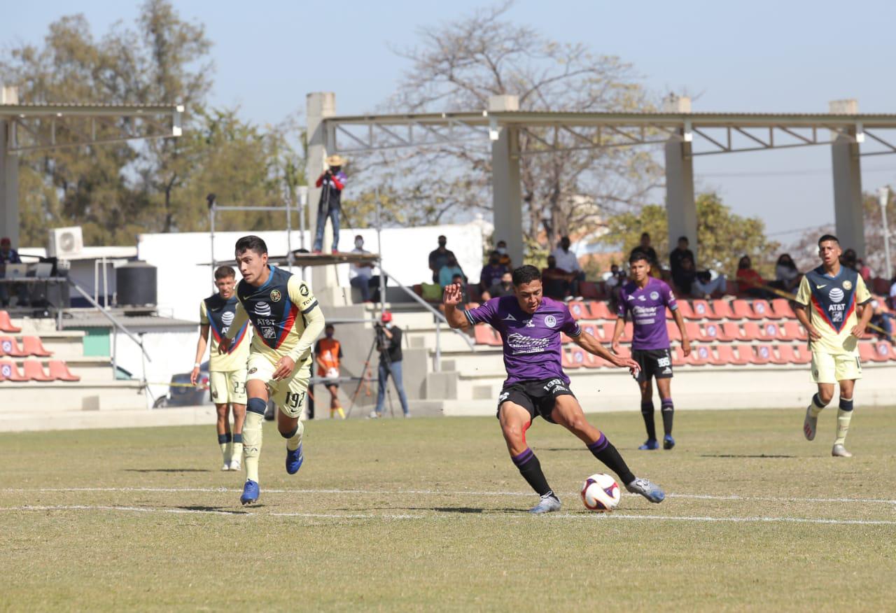 $!Mazatlán FC divide triunfos en casa ante filiales del América