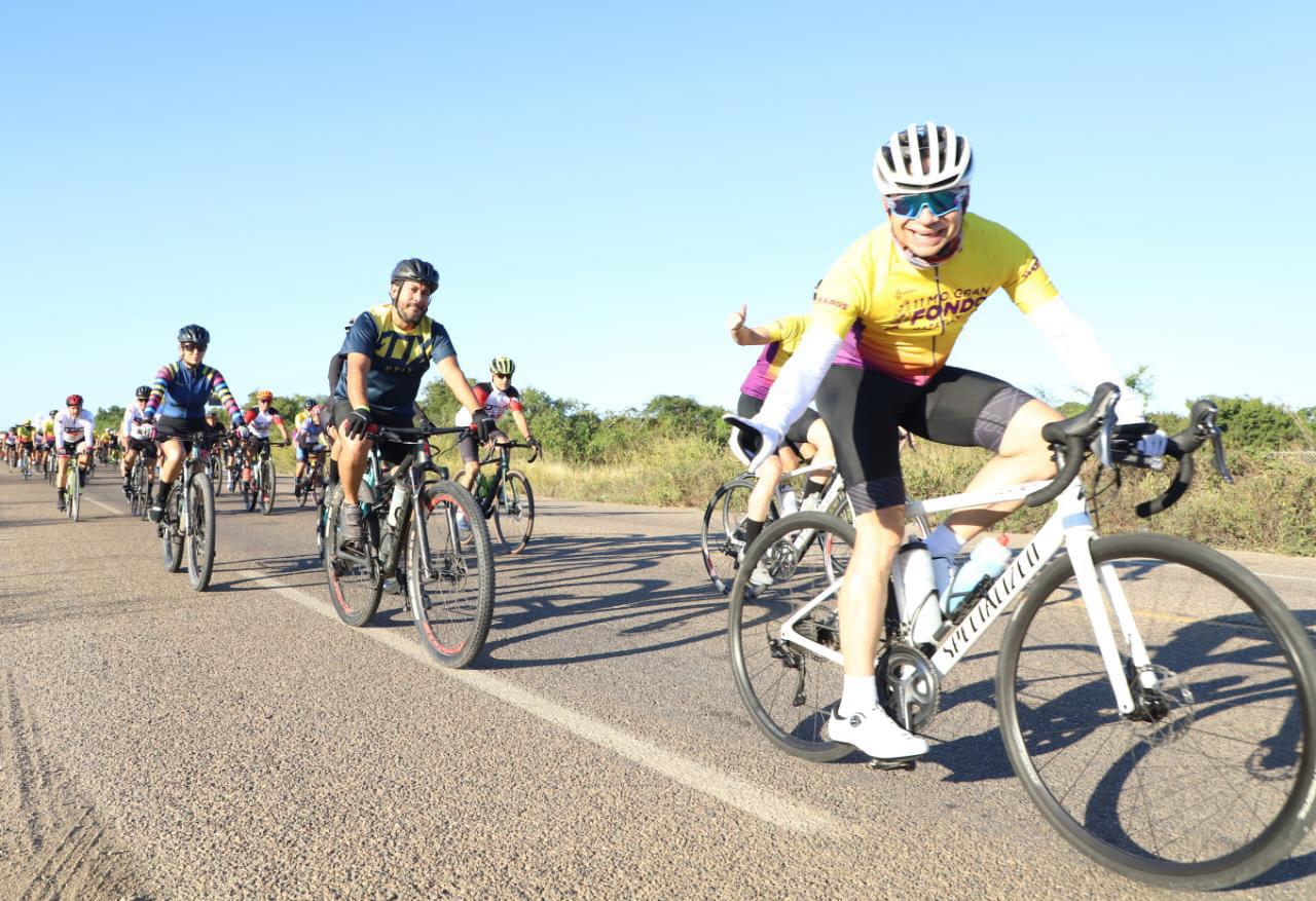 $!Venados Ciclismo se lleva el podio en tradicional carrera Gran Fondo Mazatlán