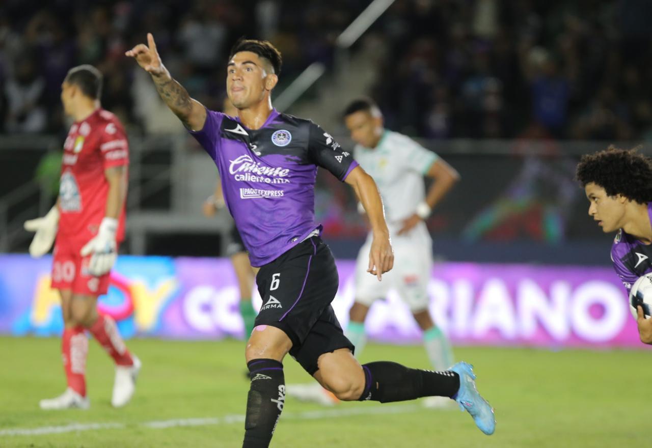 $!Desafortunado debut de Caballero ante León y Mazatlán sigue en el sótano