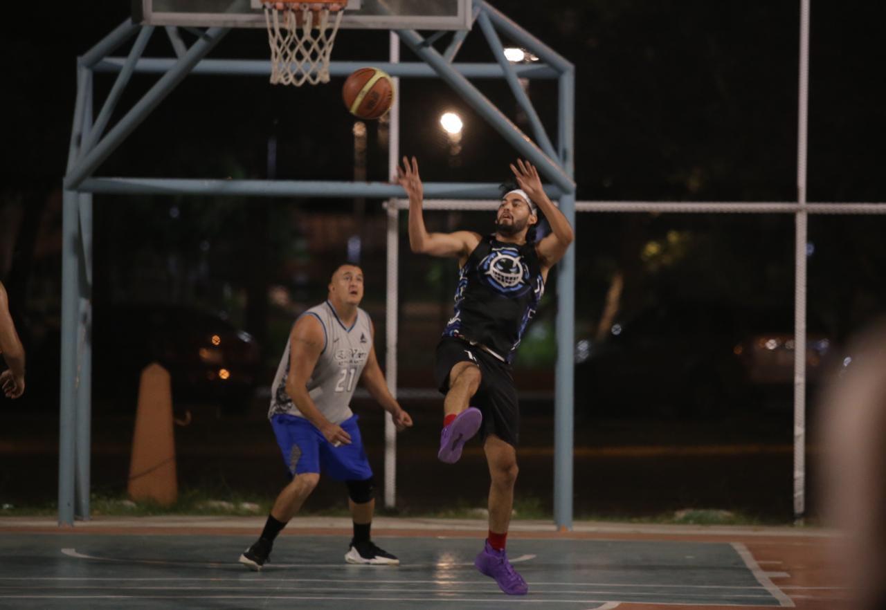 $!Restaurante El Velero se queda corto en Baloncesto de Casa Hogar