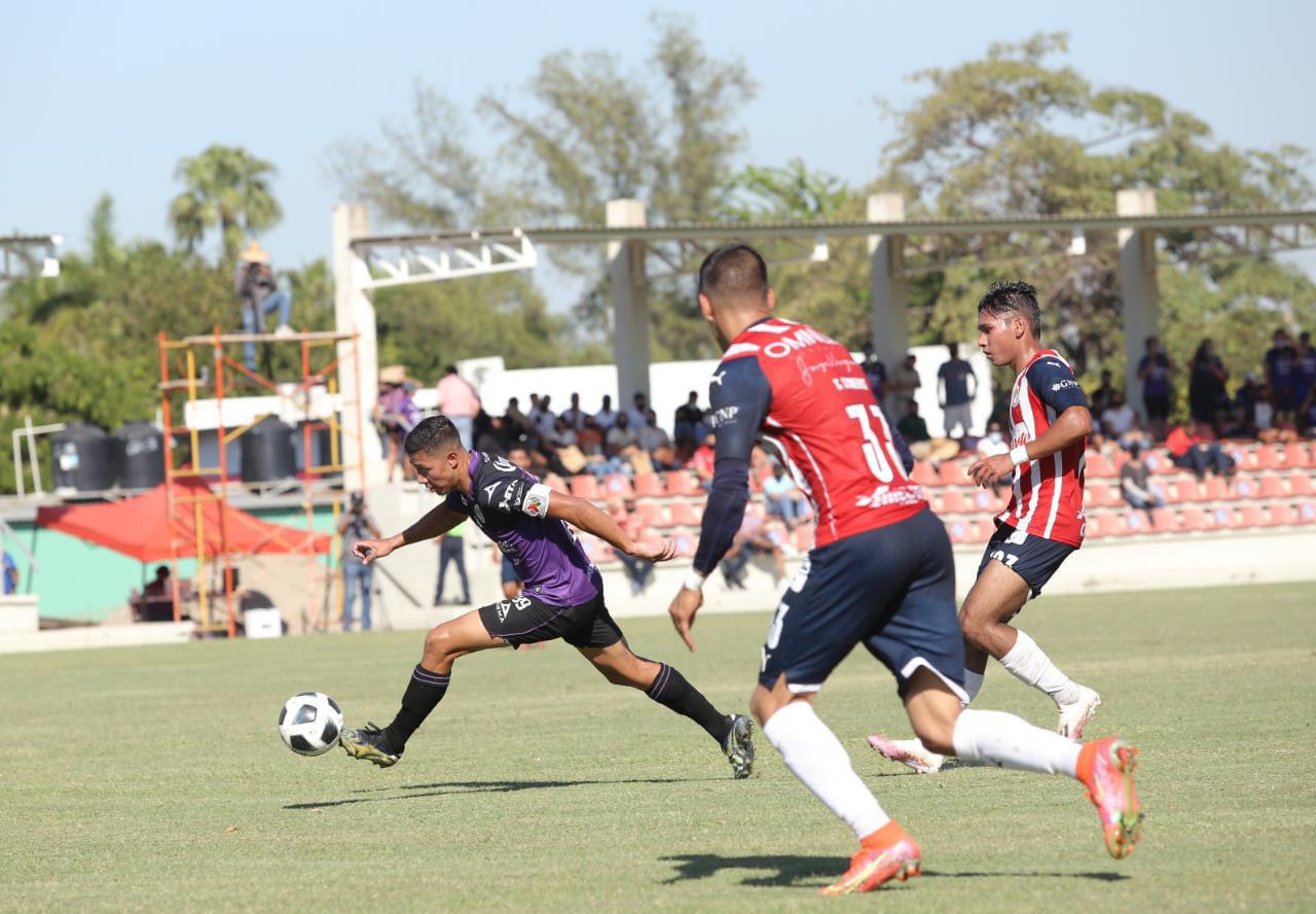 $!Mazatlán FC Sub 20 derrota de último minuto a Chivas y se coloca momentáneamente en la liguilla