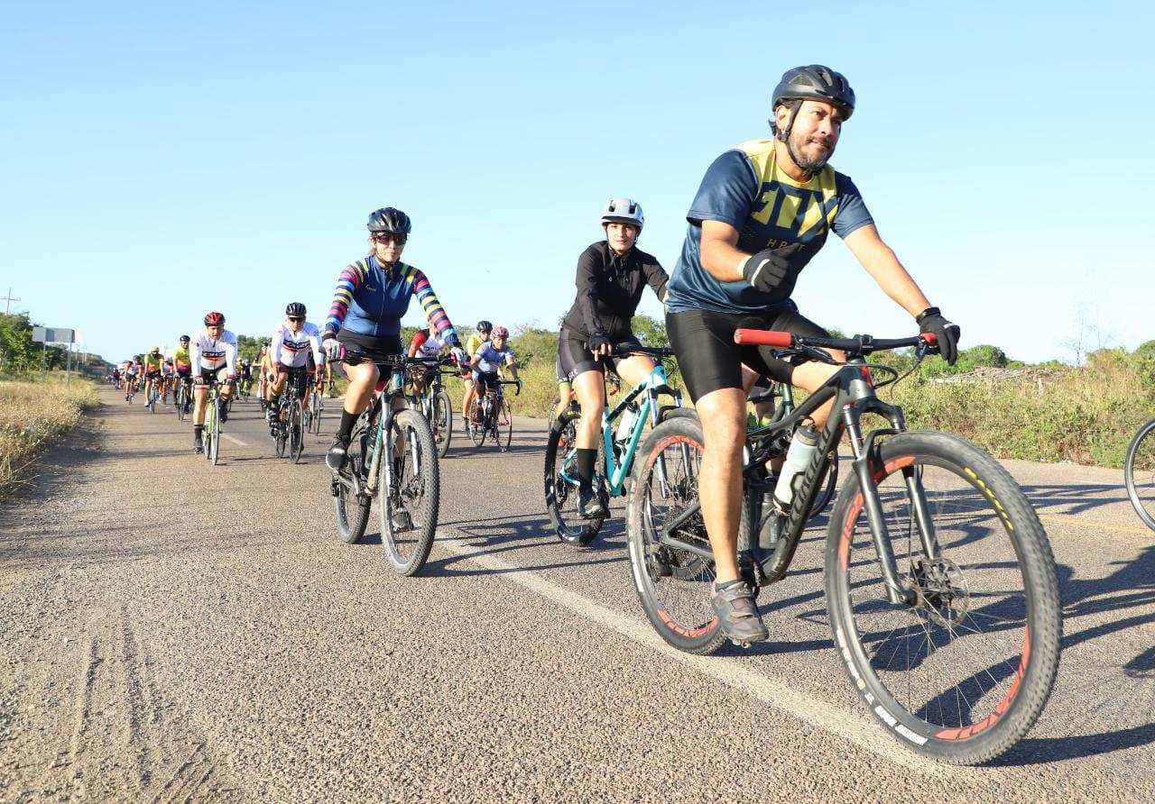 $!Venados Ciclismo se lleva el podio en tradicional carrera Gran Fondo Mazatlán