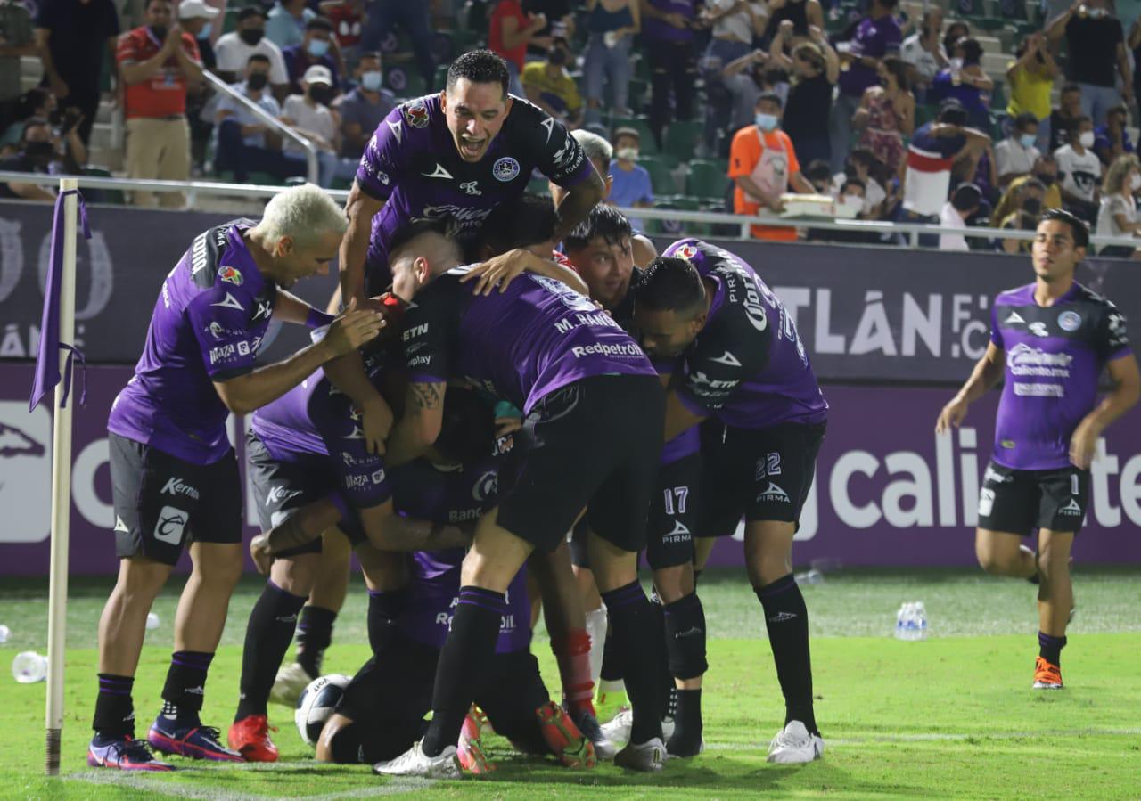 $!Mazatlán FC rescata el empate a dos ante un Pumas que merecía más
