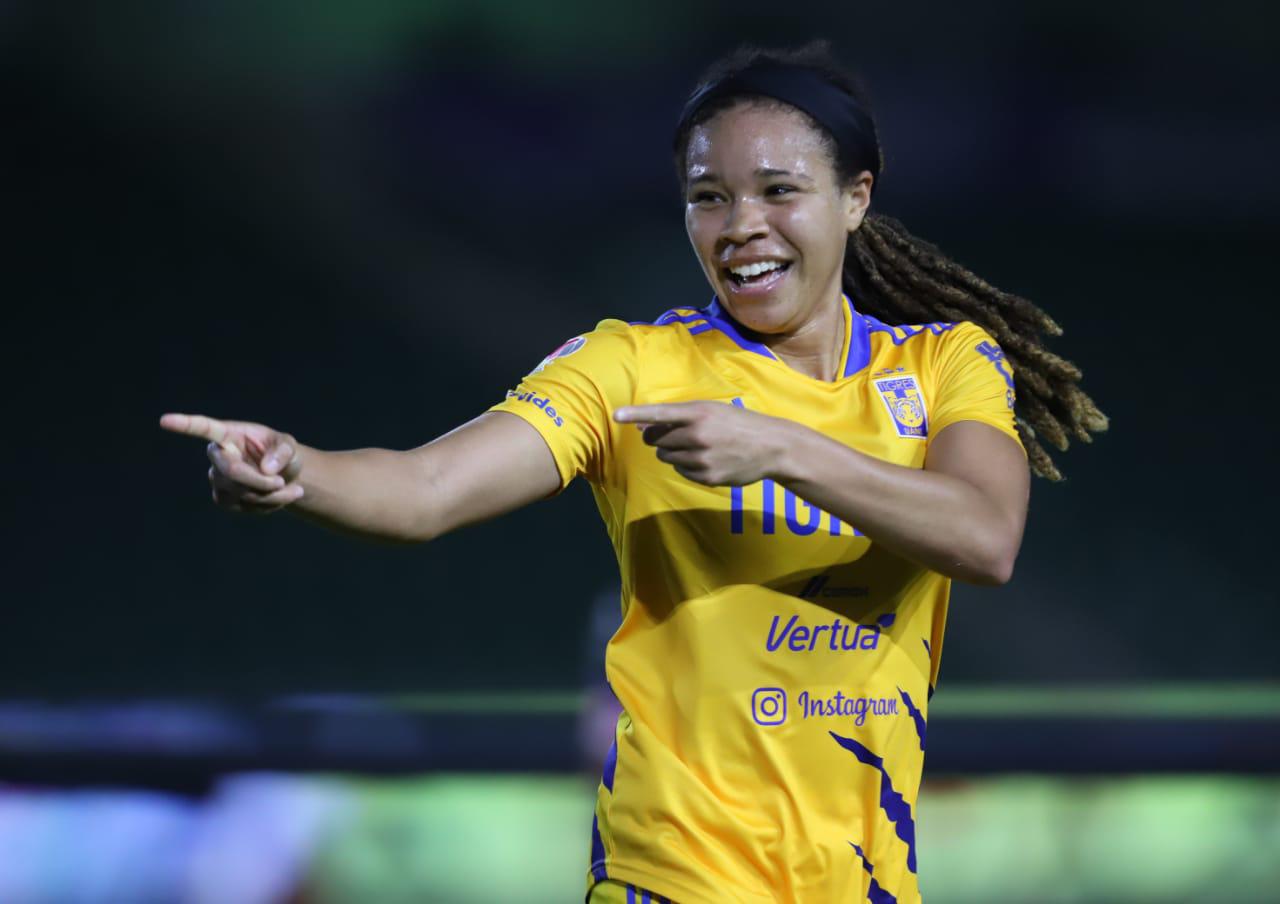 $!Tigres desgarra a Mazatlán Femenil en el Kraken