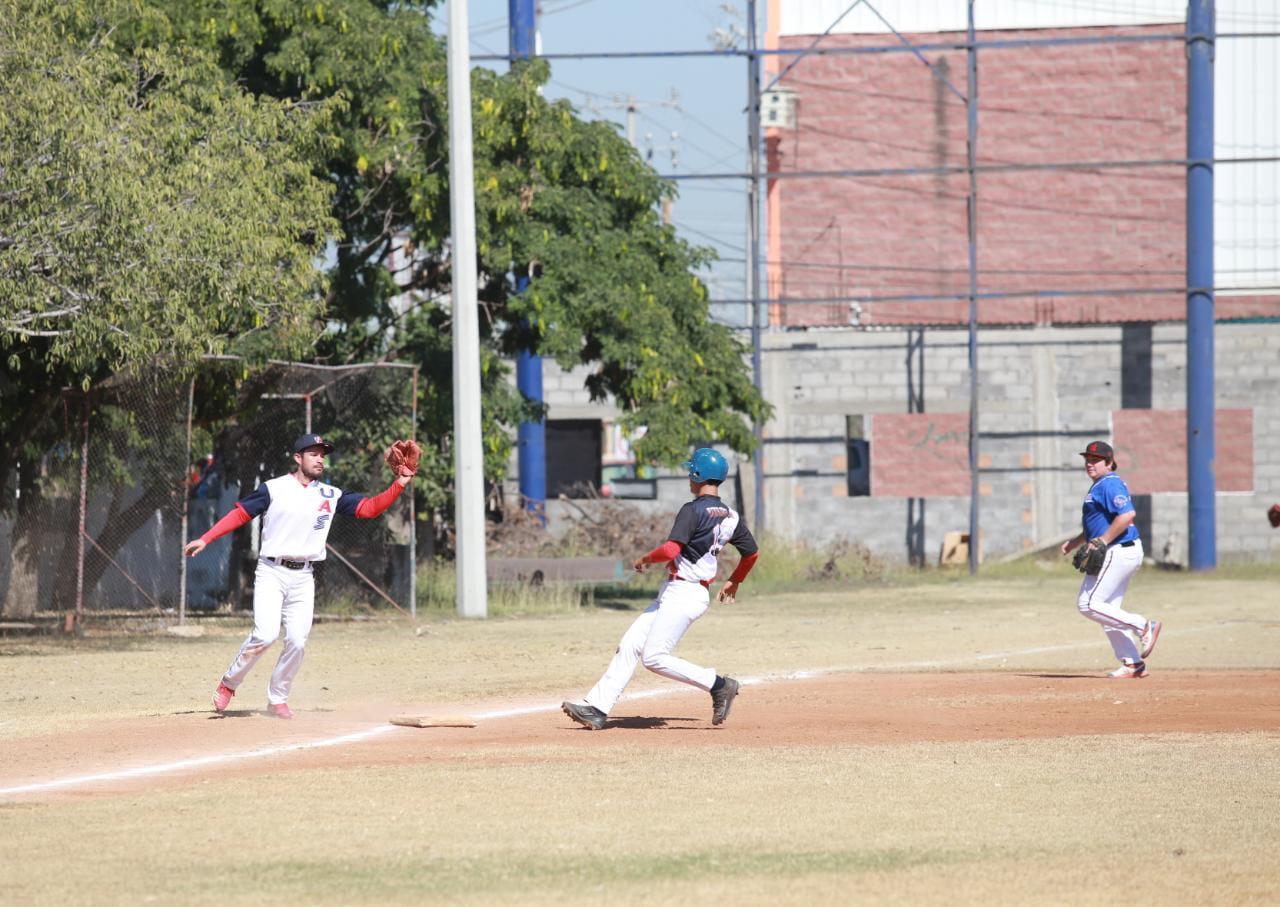 $!Explota ofensiva de la UAS en Liga de Beisbol Magisterial