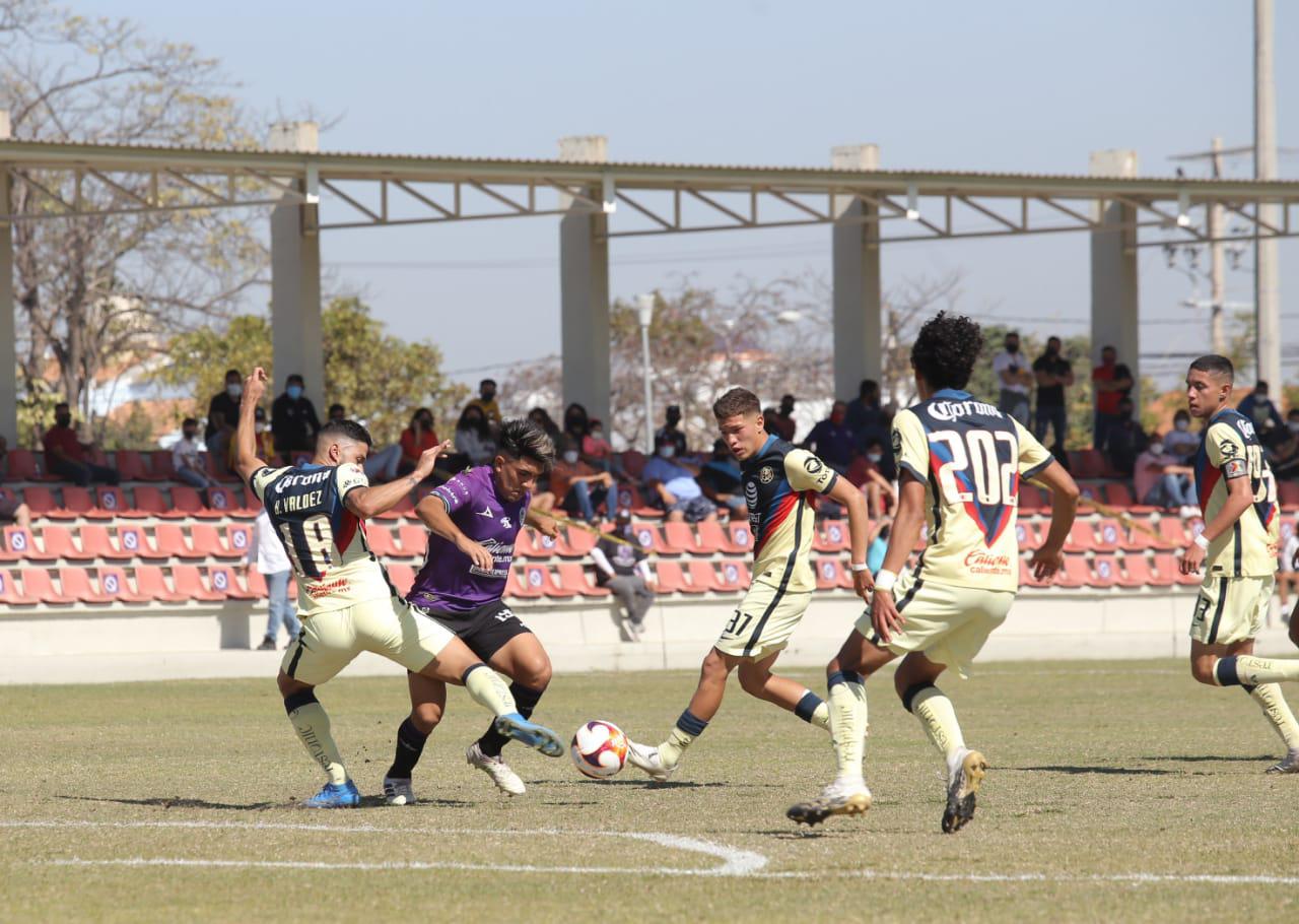 $!Mazatlán FC divide triunfos en casa ante filiales del América