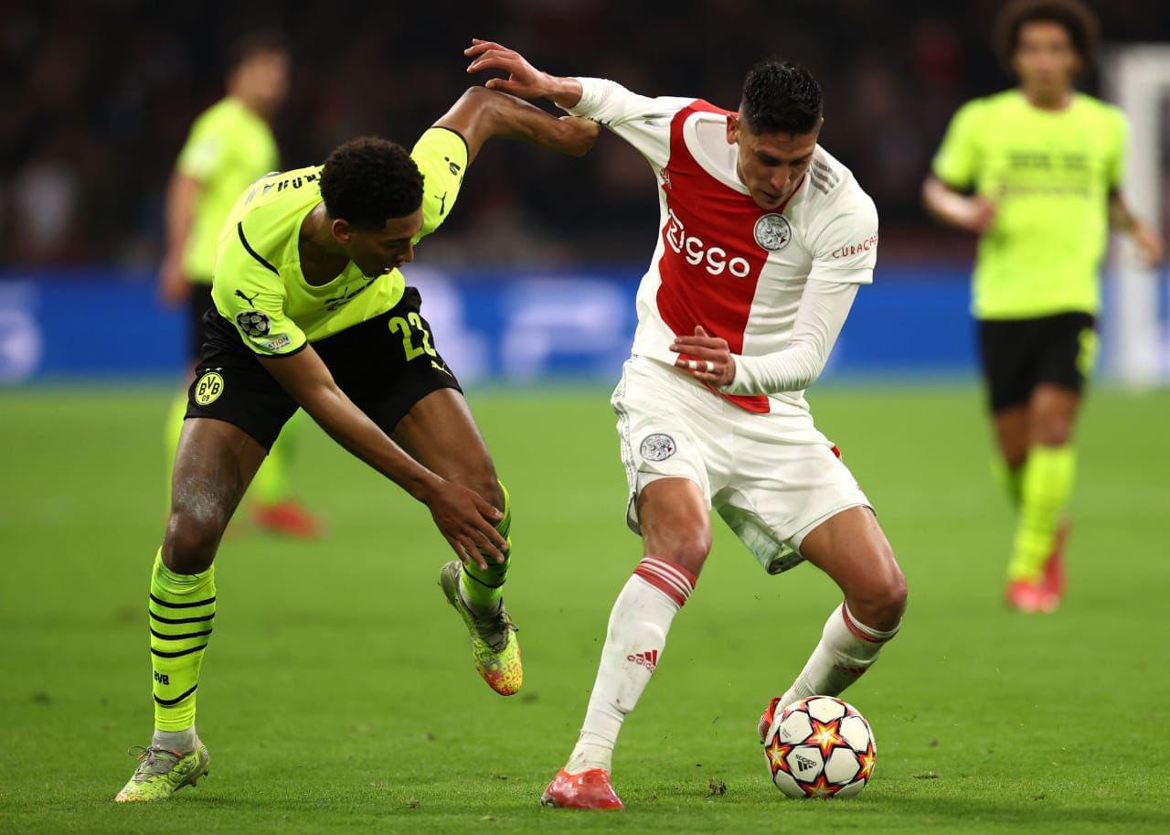 $!Edson Álvarez estaría negociando la renovación de su contrato con el Ajax