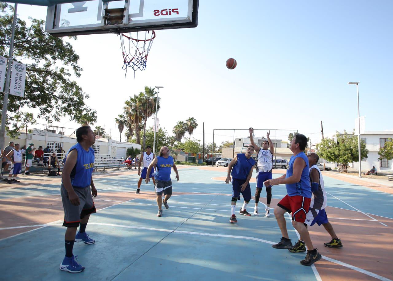 $!Regresa Educación Física a la senda triunfal en el Torneo Maxibaloncesto