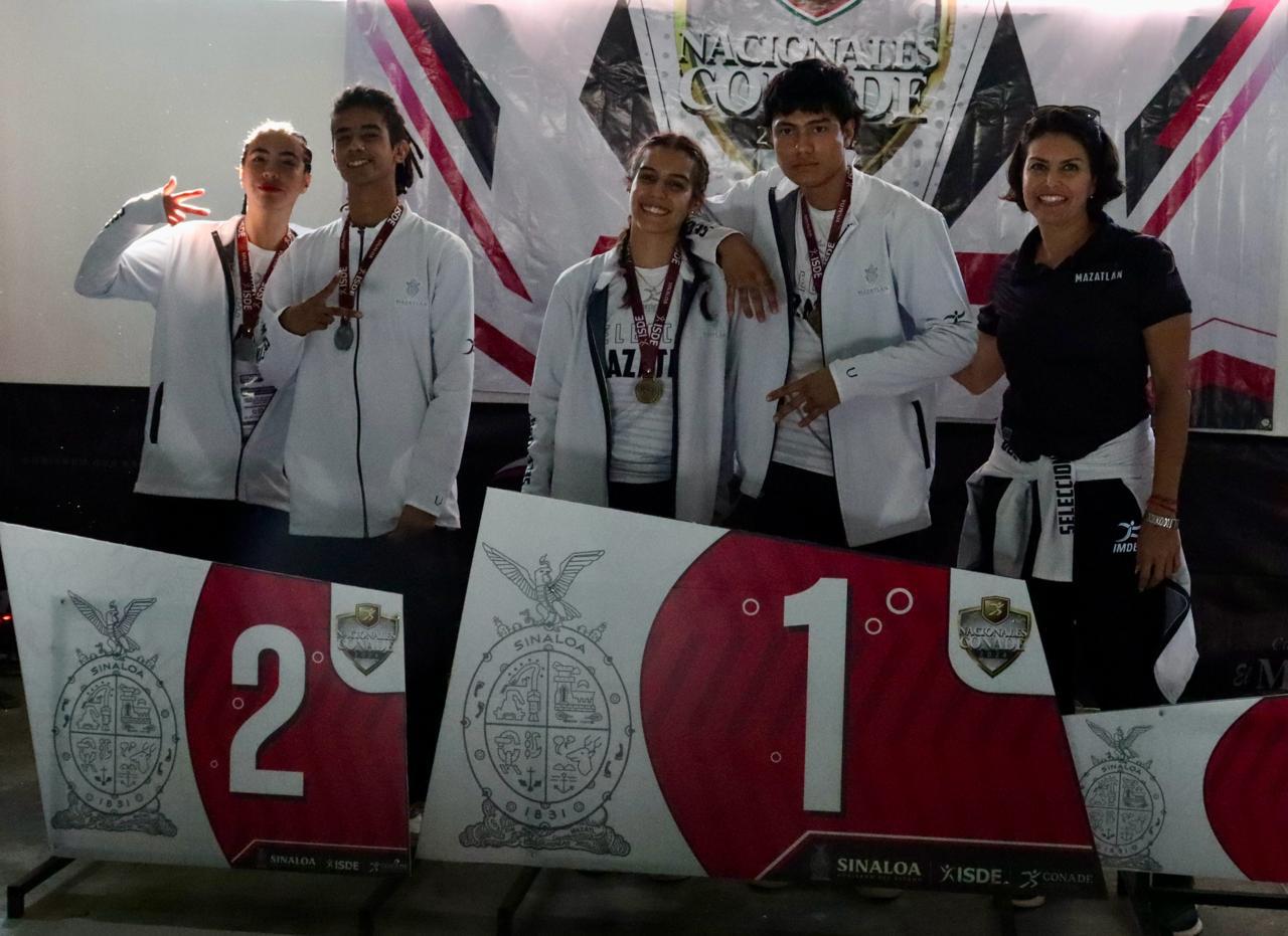 $!Mazatlecos Cervantes y Salazar se coronan en breaking mixto