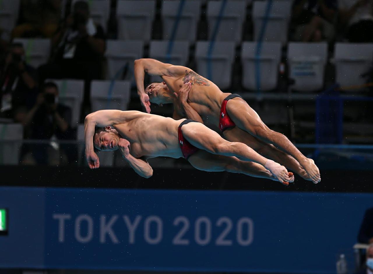 $!Cuarto lugar para Castillo y Celaya en dramática competencia de clavados en Tokio 2020