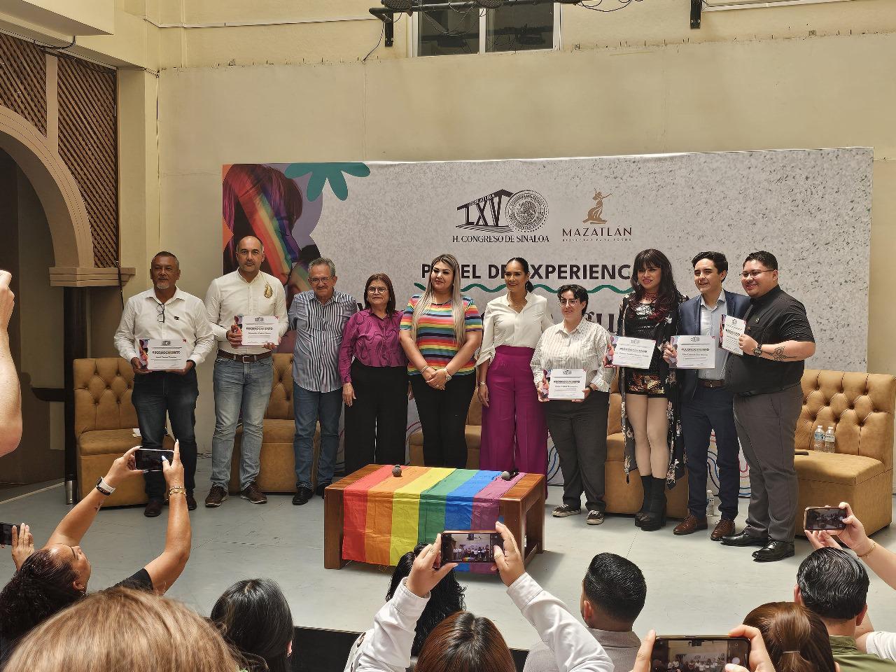 $!Presentan panel en busca de dar visibilidad a la comunidad LGBT+ en Mazatlán