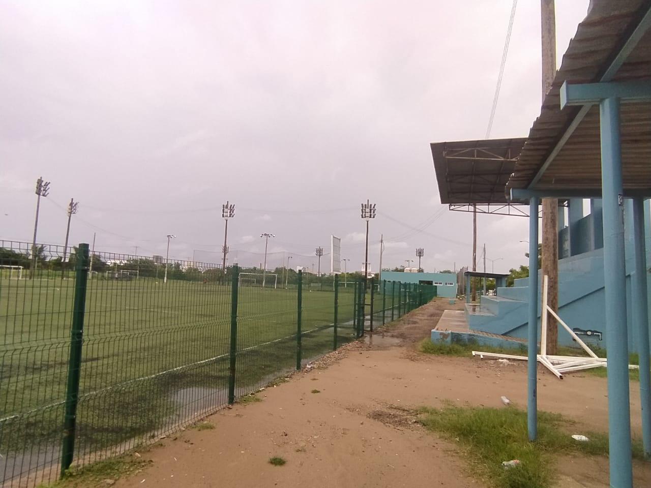 $!Espacios deportivos de Mazatlán no sufren mayores daños tras paso de ‘Nora’