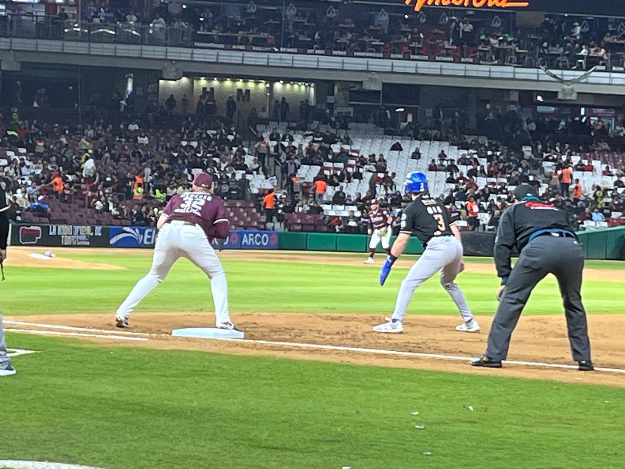 $!Tomateros de Culiacán comienza con triunfo la batalla por el título de la LMP