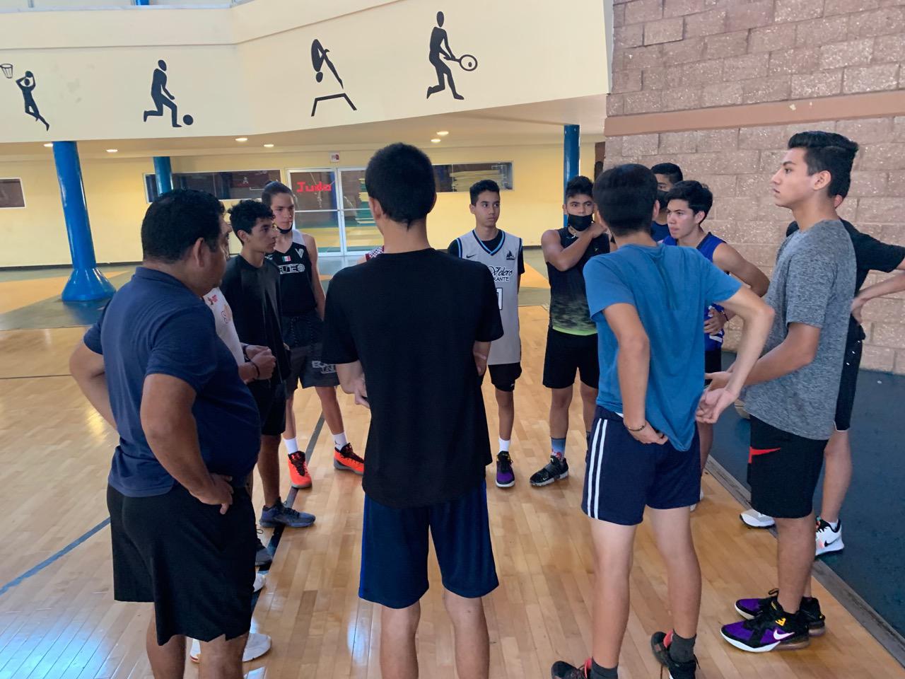$!La preselección Sinaloa varonil U18 de baloncesto intensifica su entrenamiento de cara a los Nacionales Conade 2022