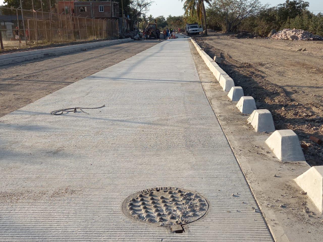 $!Avanzan pavimentaciones de la Gabriel Leyva y Circunvalación, en Mazatlán