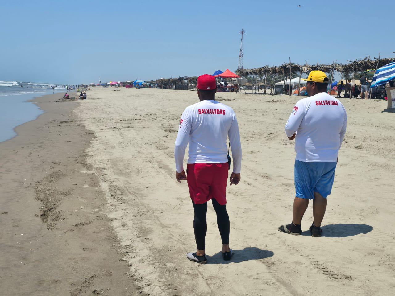 $!Corporaciones mantienen acciones de vigilancia en playas de Rosario