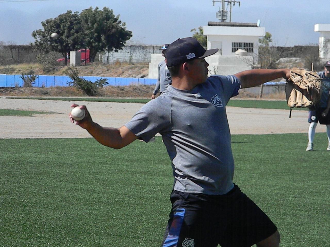 $!Los Tigres de Quintana Roo no descansan en su pretemporada en Mazatlán