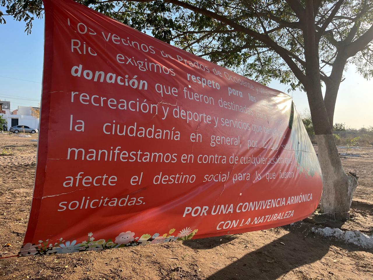$!Acusan que Gobierno de Culiacán busca dejar sin áreas verdes a fraccionamientos por programa de construcción de viviendas