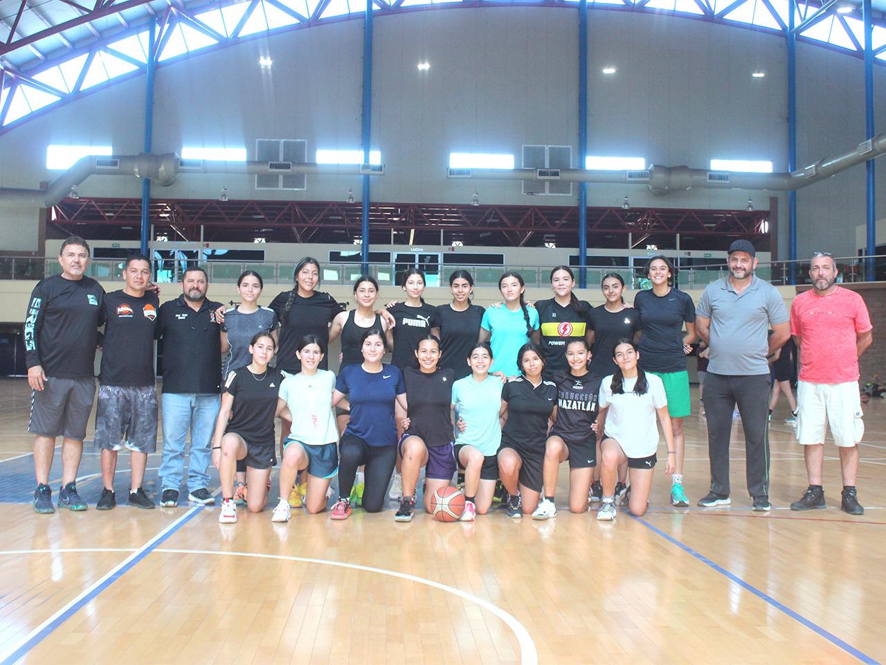 $!Se concentran selecciones Sinaloa de baloncesto rumbo a los Macro Regionales