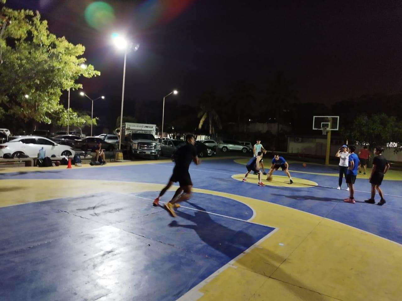 $!Completa Piratas Basketball otra semana de pretemporada