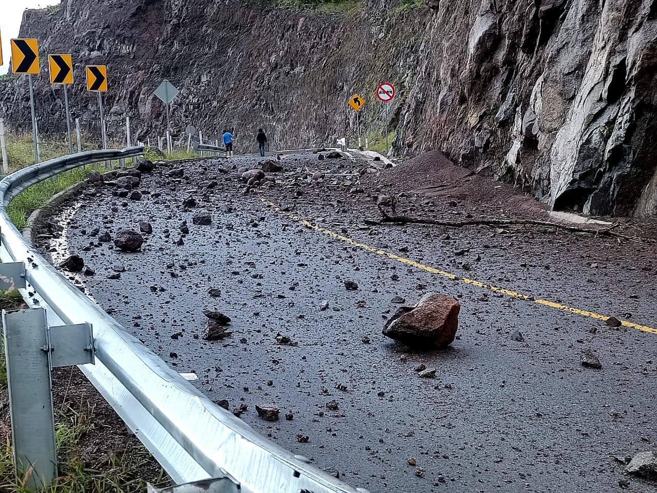 $!Paso de ‘Lidia’ y ‘Max’ deja saldo de 2 muertos en Jalisco y 2 en Guerrero