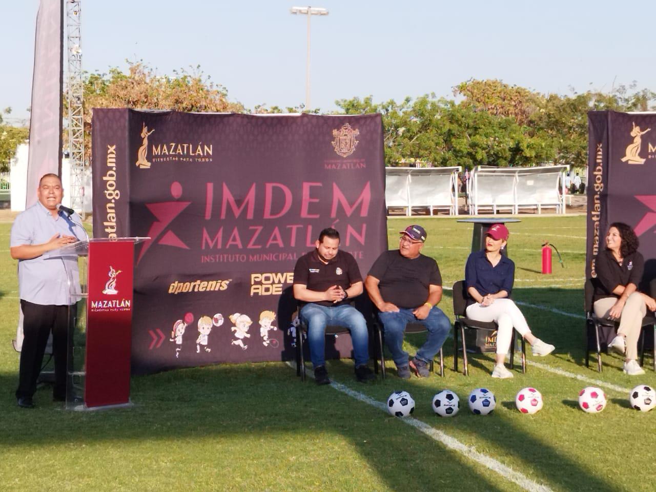 $!Rueda el balón en Nacional Chupones 2025, en Mazatlán