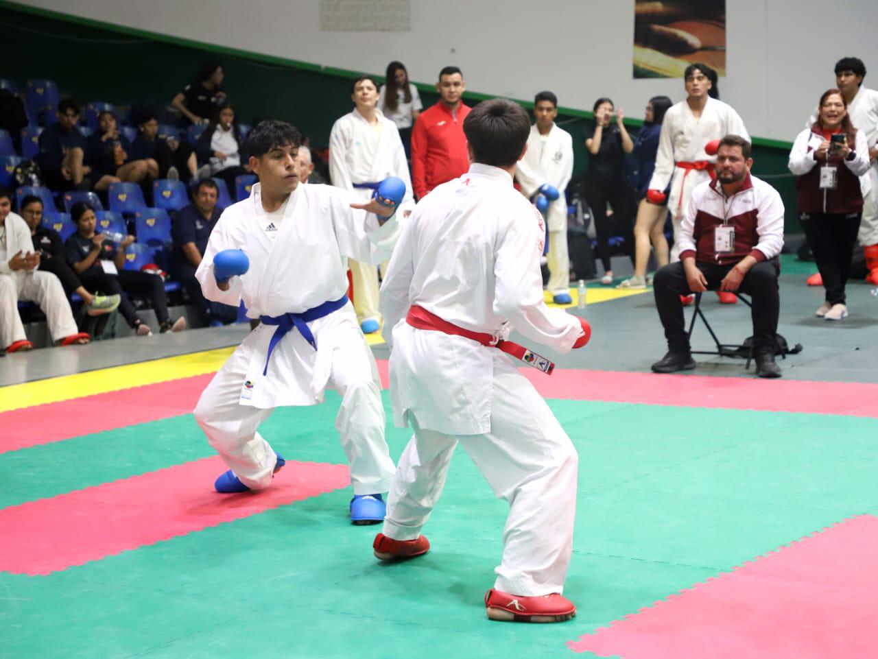 $!Finaliza Sinaloa con 22 pases a los Nacionales en karate do