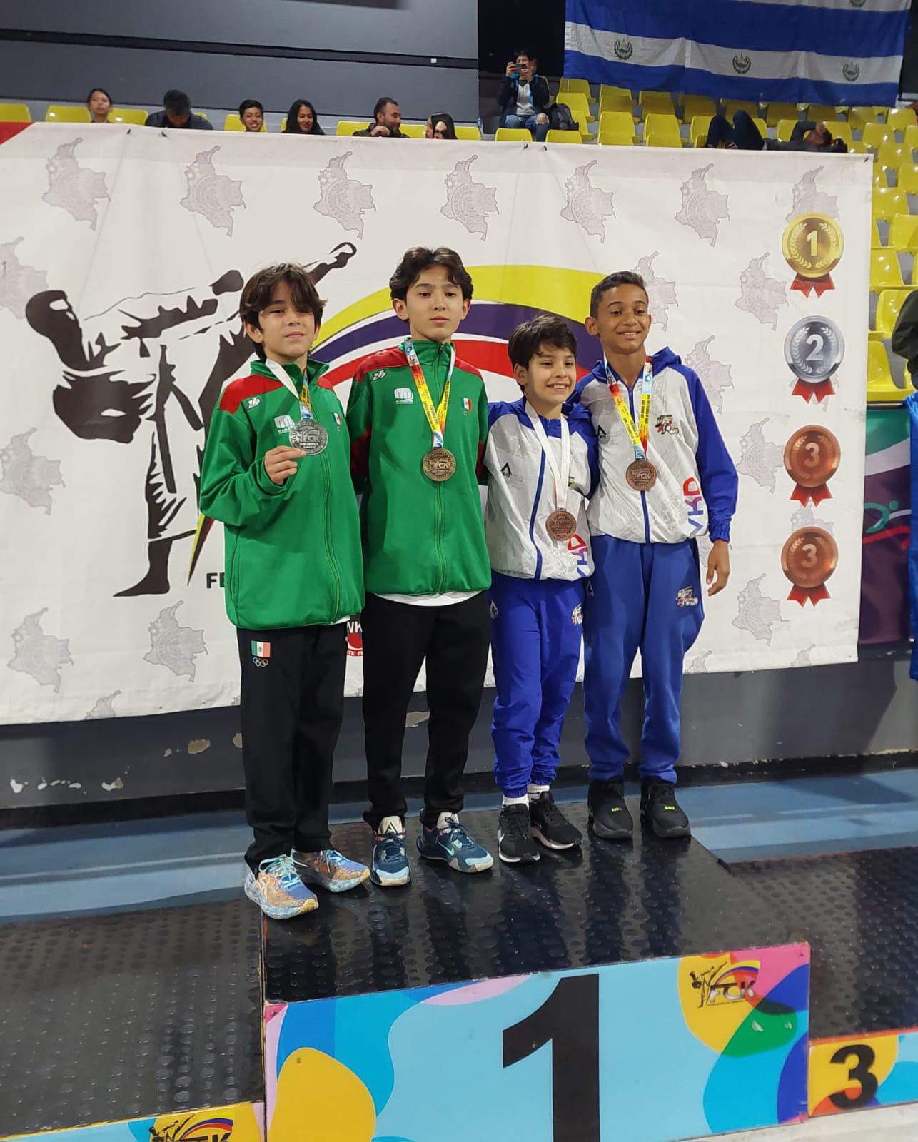 $!Se corona el mazatleco Shinji Pérez campeón centroamericano de karate