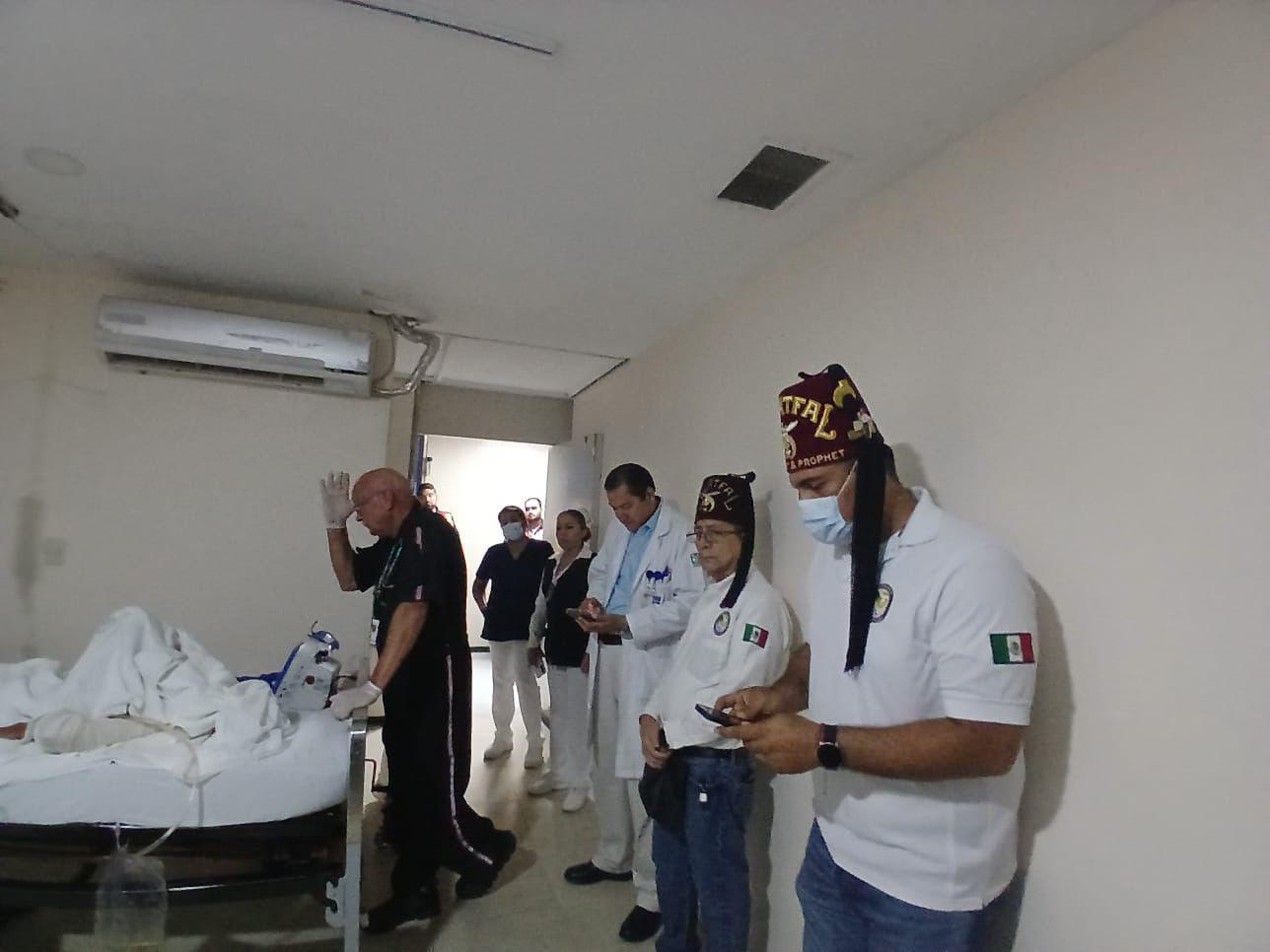 $!Vicente, menor de Elota con graves quemaduras, es trasladado a Estados Unidos para su recuperación