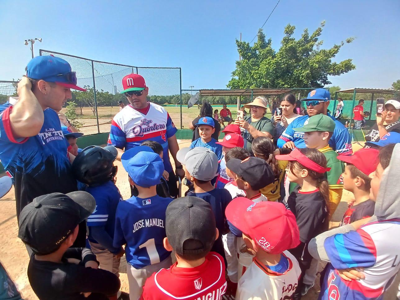 $!Visita campeón panamericano Marco Verde la Liga Quintero Castañeda, donde jugó en su niñez