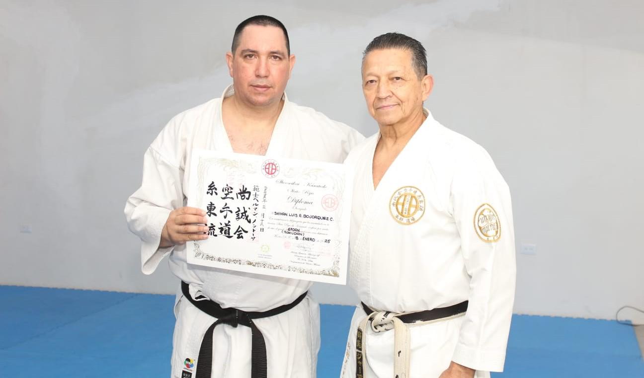 $!Luis Alberto Bojórquez llega al sexto dan, en karate do