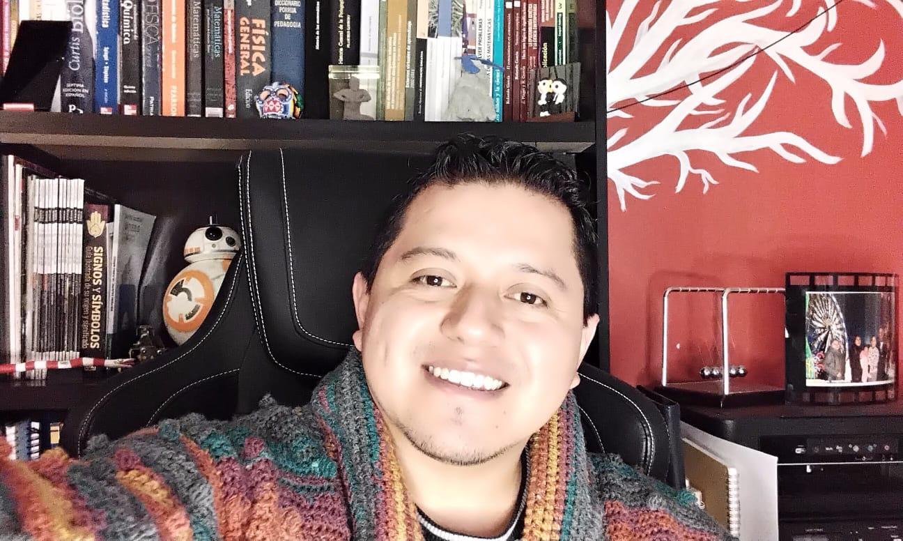 $!El profe Alejandro fue uno de los maestros despedidos de las Universidades para el Bienestar “Benito Juárez García”.
